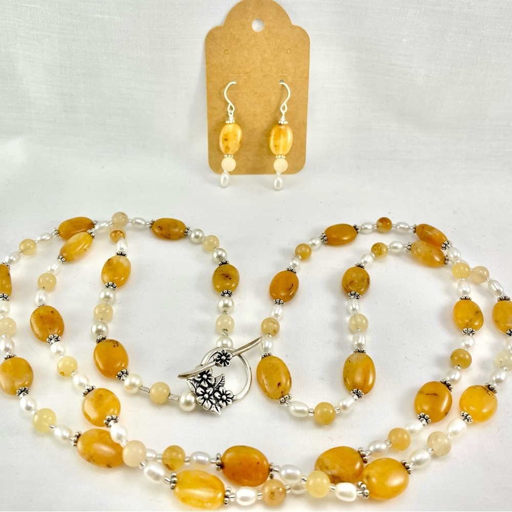 Vintage Sterling Silver Yellow Jade Genuine Pearl Necklace & Earrings Set Toggle